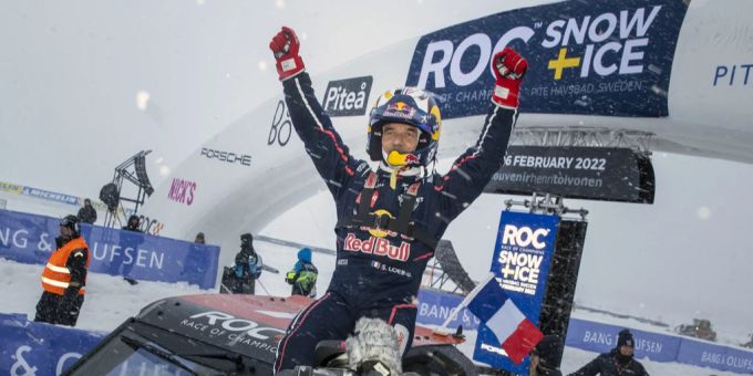 Sebastien Loeb jubelt über seinen Sieg beim Race of Champions im Februar. Er fährt dieses Jahr auch in der DTM mit. rallye