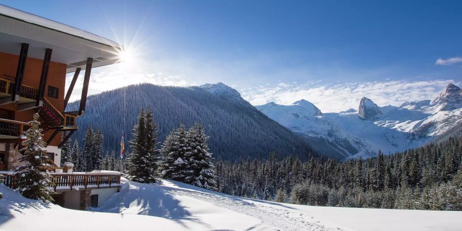 Berglandschaft Schnee Lodge