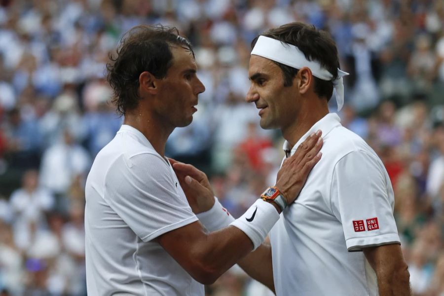 Roger Federer (r.) und Rafael Nadal: ewige Rivalen und Freunde.