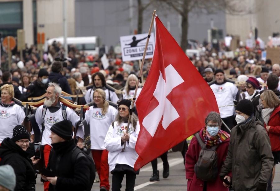 Die gemässigtere Seite wirft den Gegnern Drohung und Einschüchterung vor.