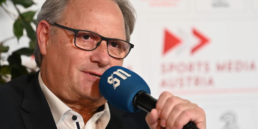 Gerhard Milletich, Chef des Österreichischen Fussball-Bundes (ÖFB), spricht während einer Medienrunde.
