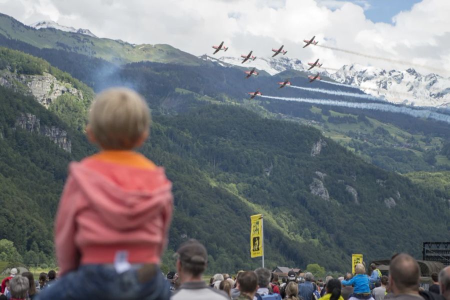 Beliebt bei Jung und Alt: Das PC-7 Team, die «andere» Schweizer Kunstflugstaffel.