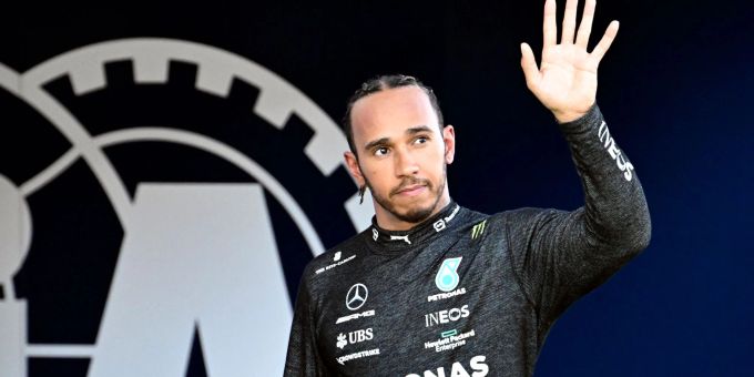 Fährt am Wochenende sein 300. Rennen: Lewis Hamilton vom Team Mercedes. Fährt am Wochenende sein 300. Rennen: Lewis Hamilton vom Team Mercedes.