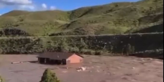 Auch 2023? - Teile des Yellowstone-Parks bleiben nach Unwetter zu