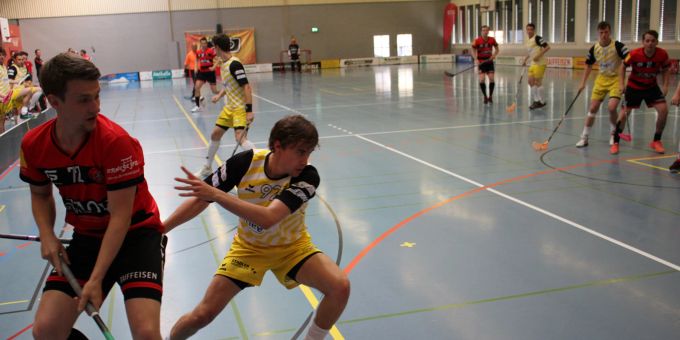 Die 1. Mannschaft der Jona-Uznach Flames im Spiel. - Jona Die 1. Mannschaft der Jona-Uznach Flames im Spiel. - Jona