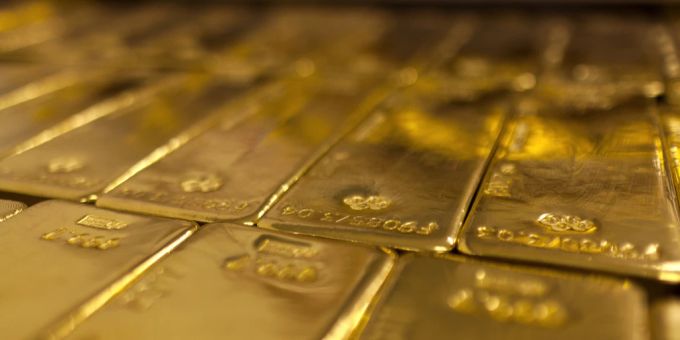 Der Goldpreis bleibt weiterhin tief. (Symbolbild) zinsen goldpreis