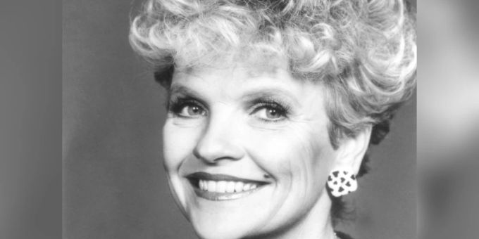 Maureen Arthur wurde 88 Jahre alt. Maureen Arthur wurde 88 Jahre alt.