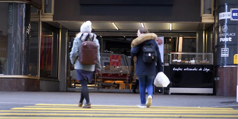 Eingang des Globus-Geschäfts in Lausanne. (Archivbild)