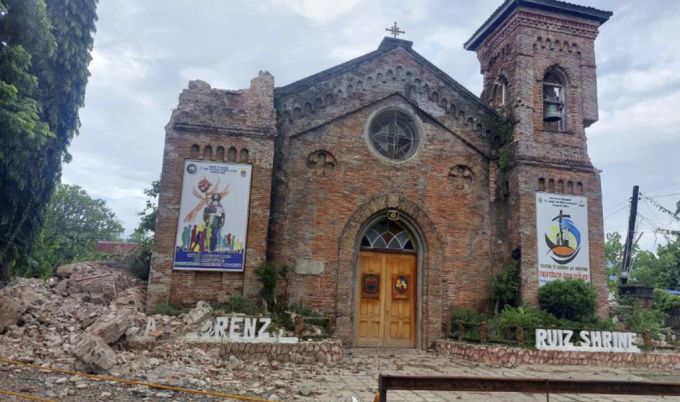 Eine bei dem starken Erdbeben eingestürzte Kirche auf den Philippinen. Erdbeben Philippinen
