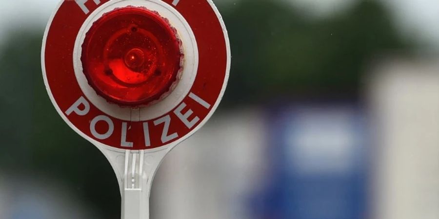 Stoppzeichen der Polizei