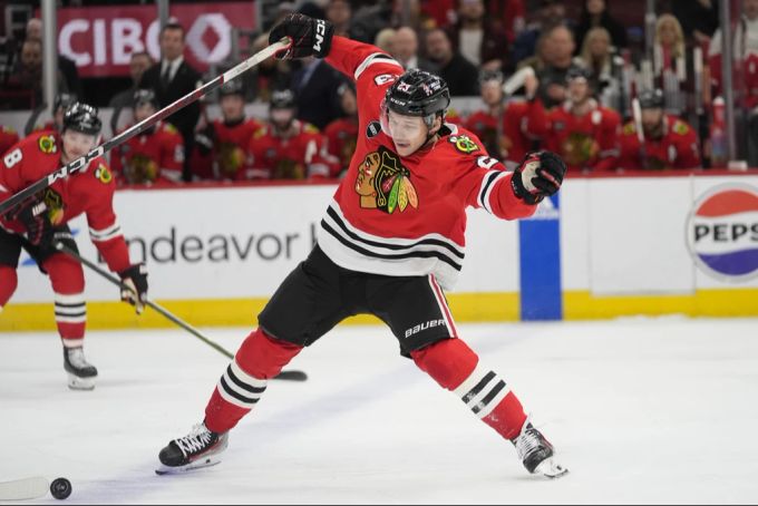 Philipp Kuraschew im Einsatz in der NHL. NHL