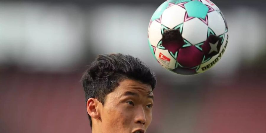 Hat bei einem Länderspiel bereits nach 16 Sekunden für Südkorea ein Tor erzielt: Hee-chan Hwang. Foto: Daniel Karmann/dpa