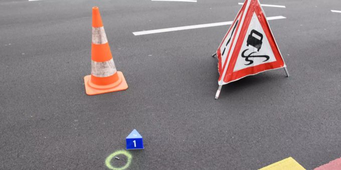 Ein Velofahrer wurde schwer verletzt.