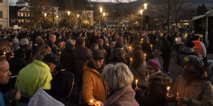 In Lachen fand am 21. November eine Demo gegen die Corona-Massnahem statt. coronademo schwyz