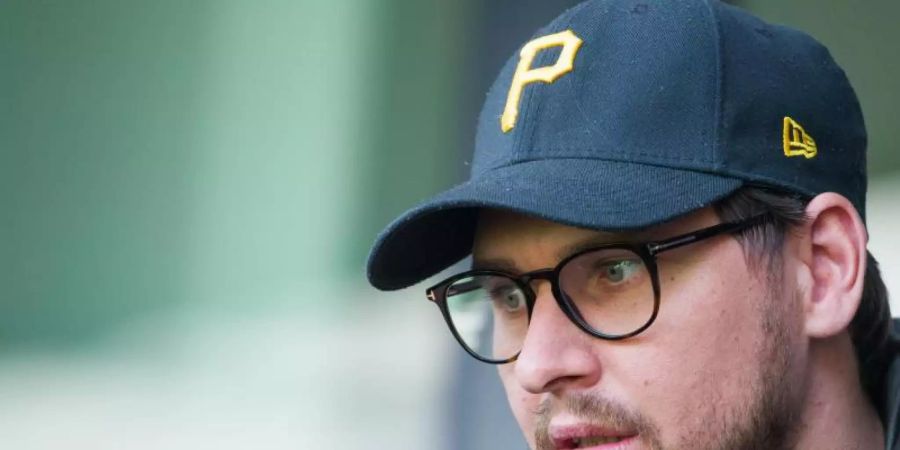 Hat den Terroranschlag in Wien mit seiner Familie aus unmittelbarer Nähe miterlebt: Patrick Helmes. Foto: Rolf Vennenbernd/dpa