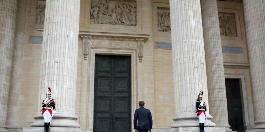 Präsident Emmanuel Macron am Pantheon
