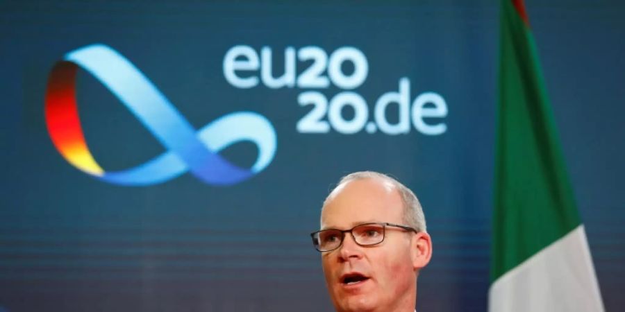 Coveney Anfang Dezember bei Besuch in Berlin