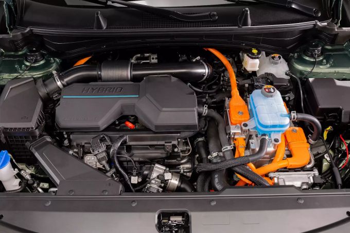 Der Kia Sportage bringt es als Plugin-Hybrid nicht nur auf 60km E-Reichweite, sondern auch auf 265PS 2022 Kia Sportage PHEV