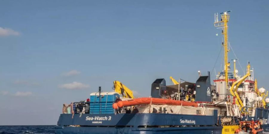Die «Sea-Watch 3» durfte im Hafen von Trapani anlegen (Archivbild). Foto: Selene Magnolia/Sea-Watch/dpa