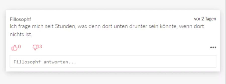 Es wird gerätselt, was sich wohl unter dem Kleid verbirgt.