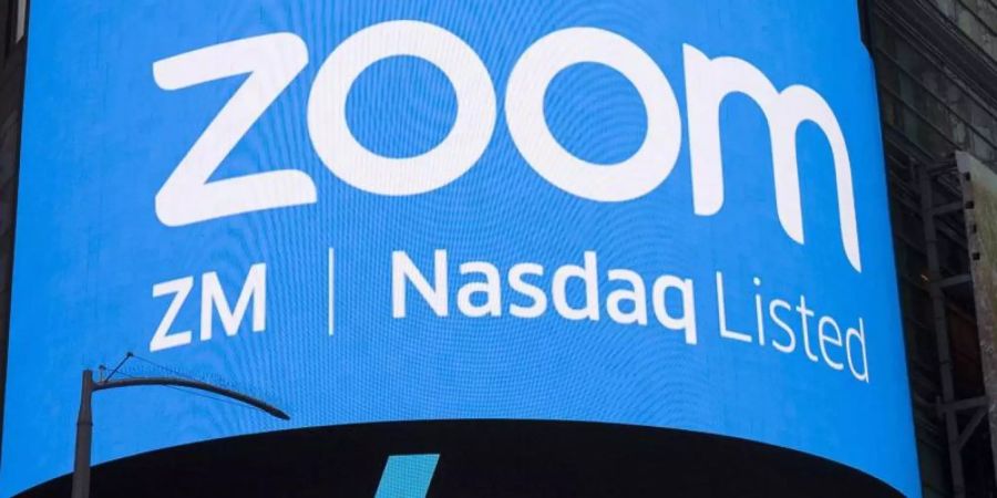 Zoom ist seit April 2019 am Aktienmarkt notiert. Foto: Mark Lennihan/AP/dpa