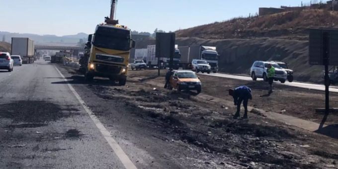 Johannesburg - Südafrika gedenkt Mandelas Versöhnungswerk nach Tagen der Gewalt