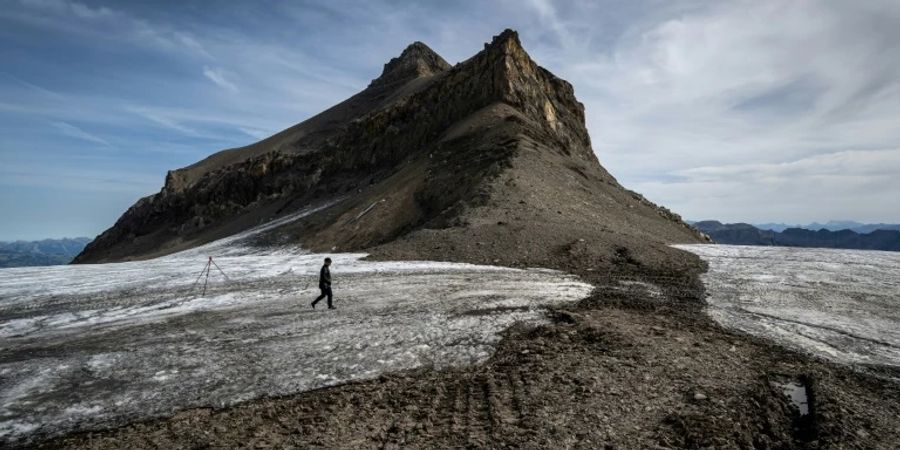 Der Schnee und das Eis, die die Schweizer Gletscher im Winter angesammelt haben, sind Berechnungen zufolge vollständig geschmolzen. (Archivbild)