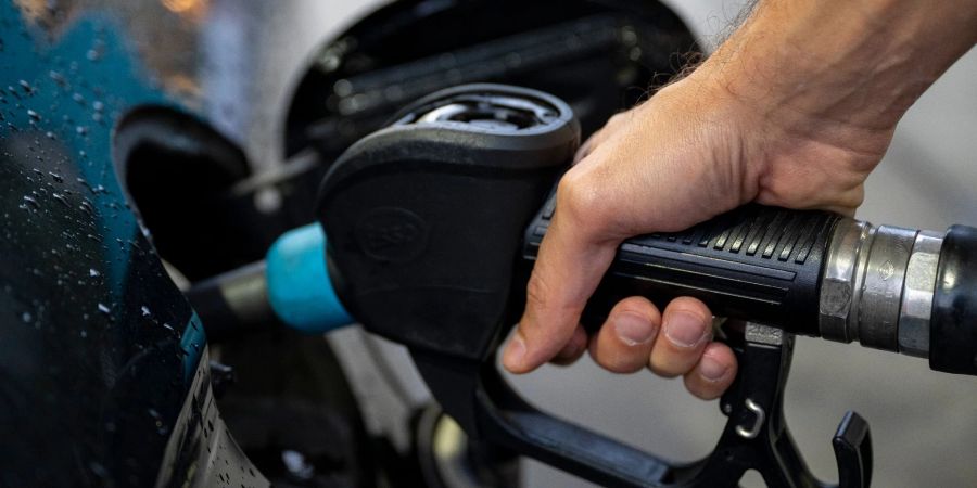 Nach einer rund einmonatigen Talfahrt steigt der Dieselpreis wieder.