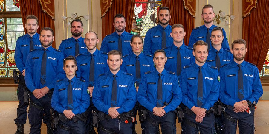 15 Polizisten haben ihre Ausbildung abgeschlossen