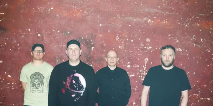 Kaum zu glauben. Mogwai haben die Charts erobert. Foto: Antony Crook/Label Kaum zu glauben. Mogwai haben die Charts erobert. Foto: Antony Crook/Label