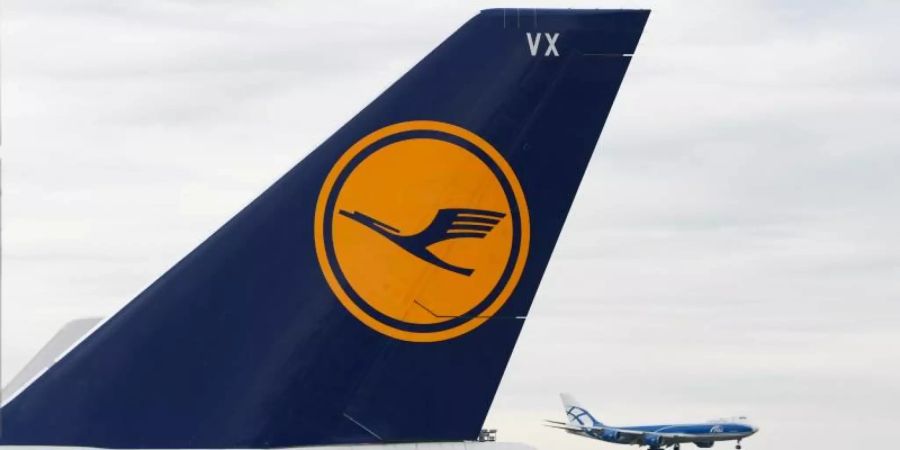 Lufthansa will ab Sommer neue Urlaubsziele ansteuern, unter anderem die kanarischen Inseln, Griechenland sowie die Karibik. Foto: Arne Dedert/dpa