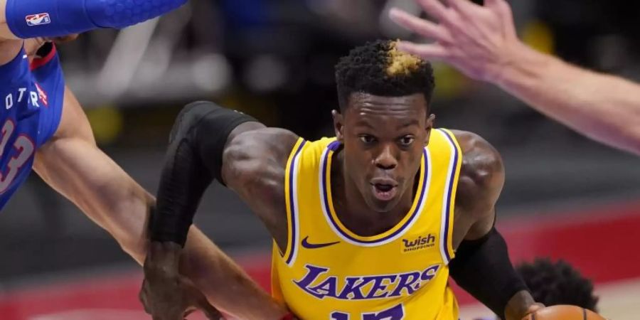 Dennis Schröder büsst mit den Los Angeles Lakers die Führung ein. Foto: Carlos Osorio/AP/dpa