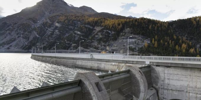 Ein Speichsee für die Stromerzeugung im Engadin. Engadin Kraftwerk
