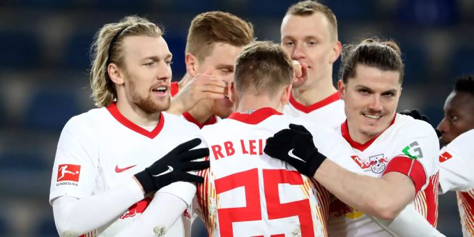 Sieg in Bielefeld - RB Leipzig bleibt an Bayern München dran
