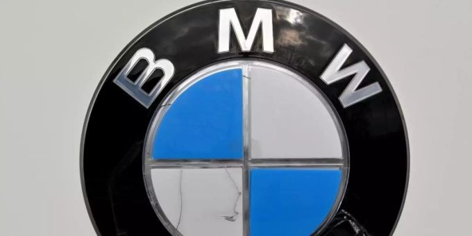 BMW bleibt bei seiner Jahresprognose: mehr Verkäufe, eine Ebit-Marge von annähernd 8 Prozent und deutlich mehr Gewinn vor Steuern. Foto: Peter Kneffel/dpa BMW bleibt bei seiner Jahresprognose: mehr Verkäufe, eine Ebit-Marge von annähernd 8 Prozent und deutlich mehr Gewinn vor Steuern. Foto: Peter Kneffel/dpa