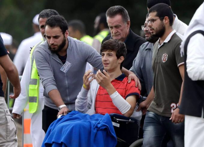 Zaid hat bei den Anschlägen in Christchurch seinen Bruder und seinen Vater verloren. Christchurch schiesserei beerdigung