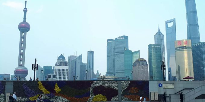 Die Schweizer Börse SIX setzt einen Fuss nach China und will noch enger mit der Börse in Shanghai zusammenarbeiten. (Archivbild) Die Schweizer Börse SIX setzt einen Fuss nach China und will noch enger mit der Börse in Shanghai zusammenarbeiten. (Archivbild)