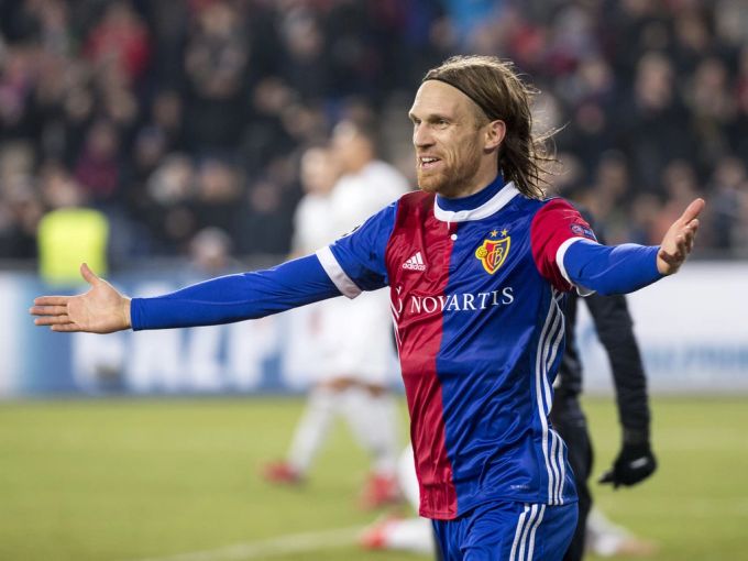 Allen voran in seiner ersten Zeit beim FC Basel feierte Michael Lang viele Erfolge. Unter anderem gelang ihm das Champions-League-Siegtor gegen Manchester United 2017. Michael Lang