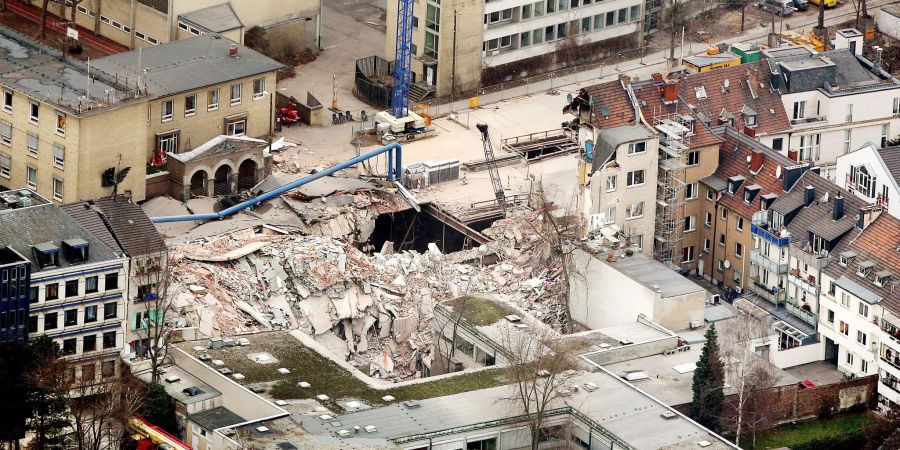 Der Prozessmarathon nach dem Einsturz des Kölner Stadtarchivs am Landgericht Köln ist mit der Einstellung der Verfahren beendet worden (Foto - Archiv).