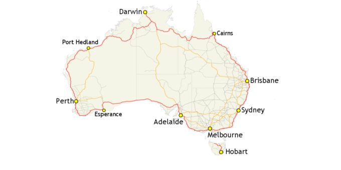 Rekord: In 6 Tagen, 22 Stunden und 57 Minuten umrundete Ross Atkins 1982 auf einer Kawasaki Z 1300 Australien. Die Strecke betrug 15.015 km, ohne Tasmanien. Highway 1 Australien