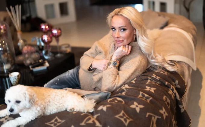 Cora Schumacher lässt der Vorfall beim Gassigehen fassungslos zurück. Cora Schumacher