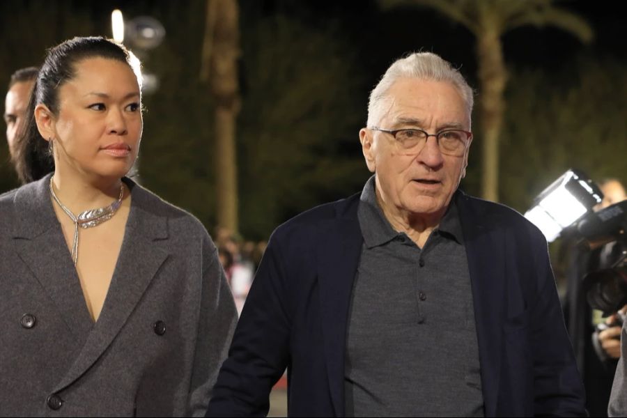 Schauspieler Robert De Niro und seine Lebensgefährtin Tiffany Chen.