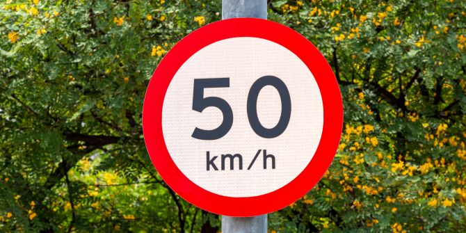 Strassenschild Tempo 50 Geschwindigkeit
