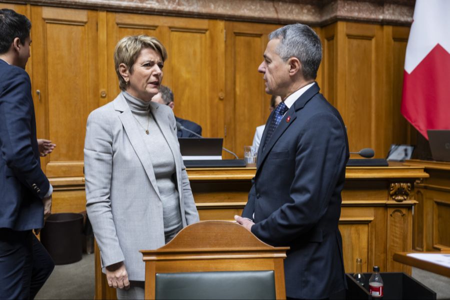 Karin Keller-Sutter und Ignazio Cassis zahlen je 15'000 Franken pro Jahr an die FDP. (Archivbild)