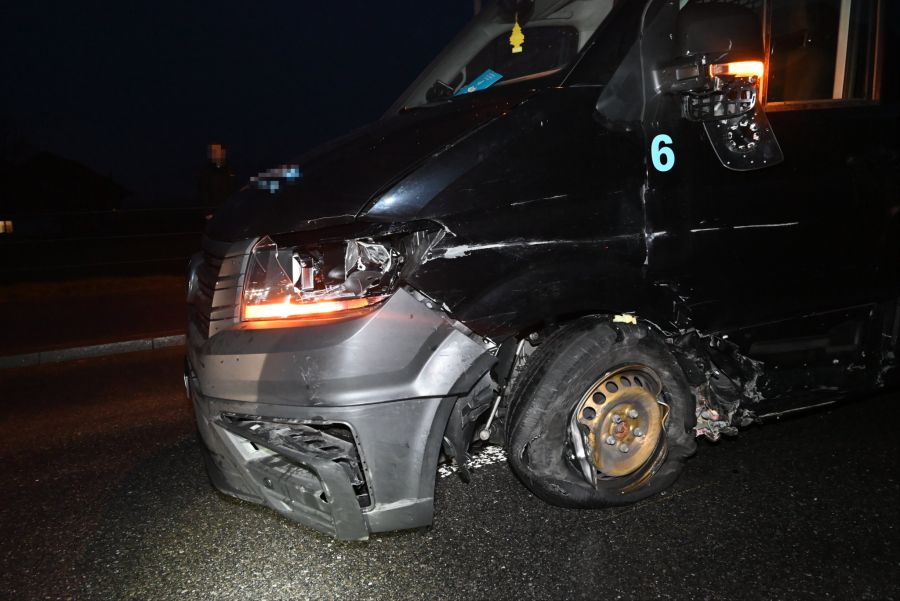 Beim Unfall verletzte sich eine Person.