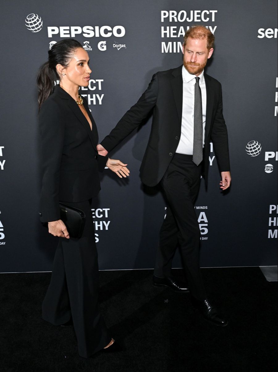 Prinz Harry unterstützt die Pläne seiner Frau.