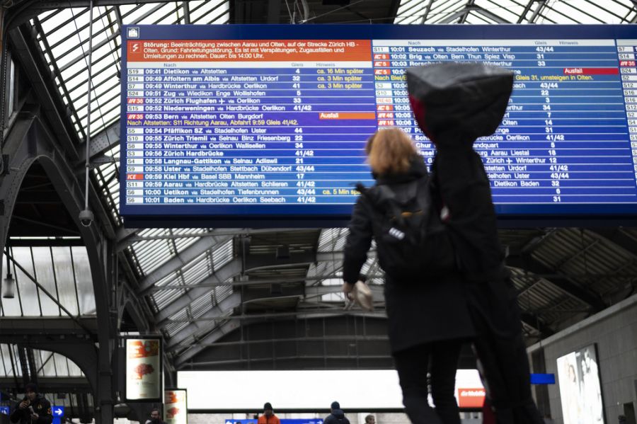 Die Schweiz gilt beim ÖV als ultra-pünktlich. Doch auch hier kann es mal zu Verspätungen kommen.