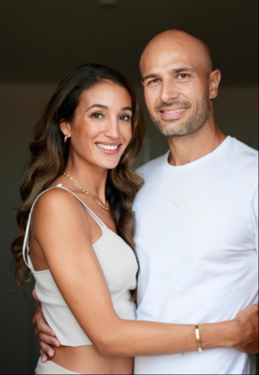 Und seit acht Jahren mit Ex-Bachelor Lorenzo Leutenegger verheiratet.