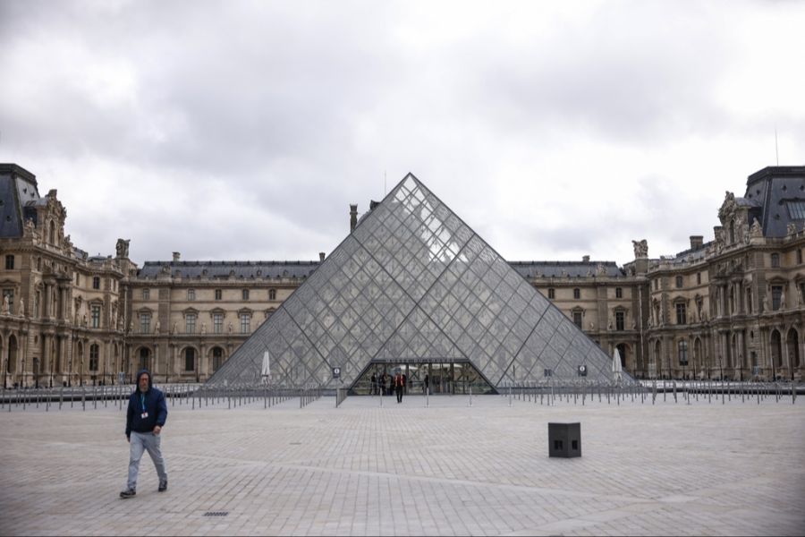 louvre