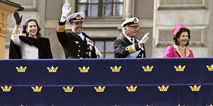 Dänemarks Königin Mary (l-r), König Frederik X., Schwedens König Carl XVI. Gustaf und Königin Silvia in Stockholm.